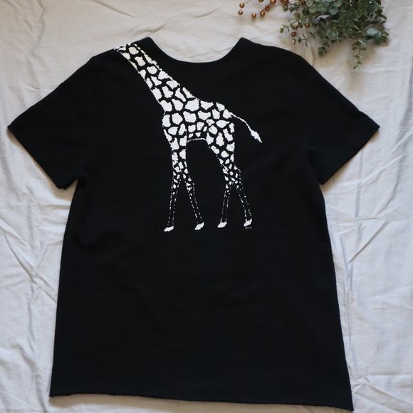 CITÉ Giraffe Pocket T-Shirt Black - Picture 3 of 6